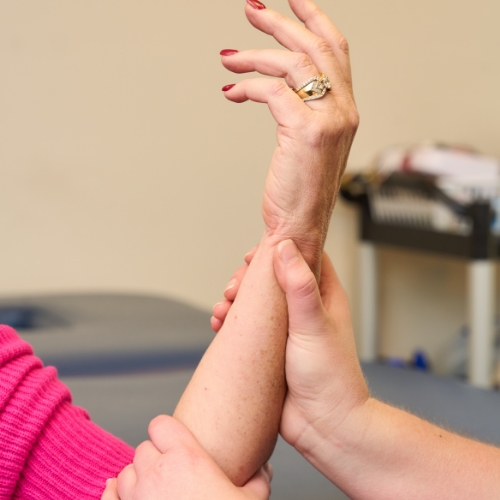 elbow-wrist-and-hand-pain-Thrive-Physical-Therapy-Olathe-KS