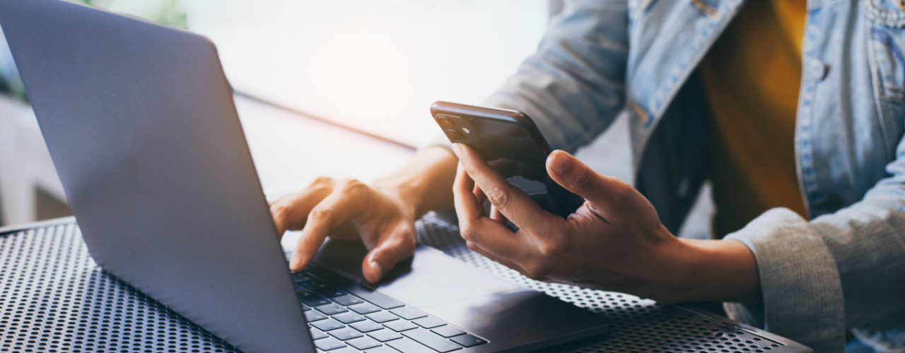 contact-person-on-phone-website-thrive-physical-therapy-olathe-ks